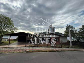 Casa para vender no bairro Centro, Herval D'Oeste - Santa Catarina