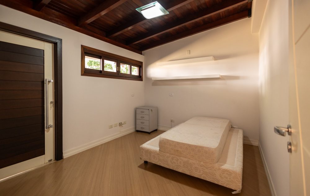 WhatsApp Image 2025-08-12 at 07.27.44 (1)