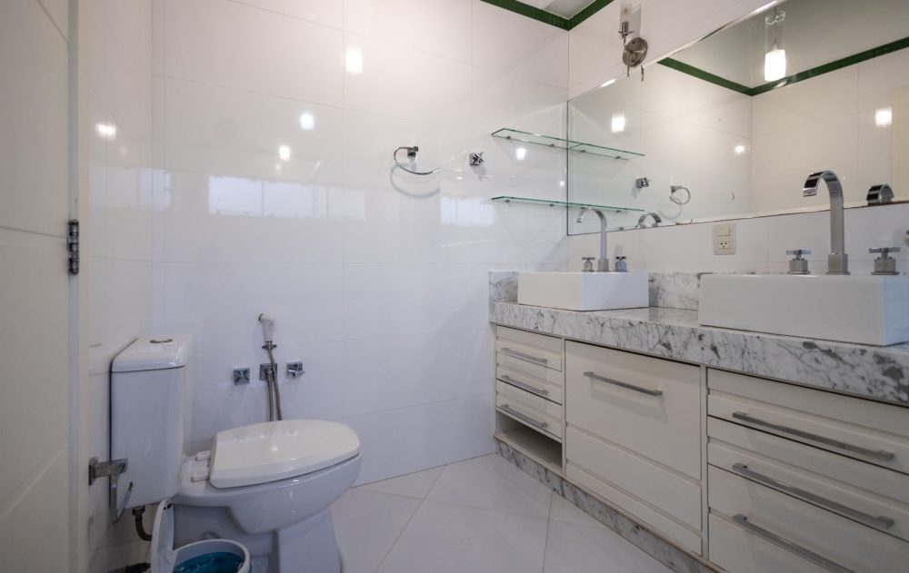 WhatsApp Image 2025-08-12 at 07.27.49 (1)